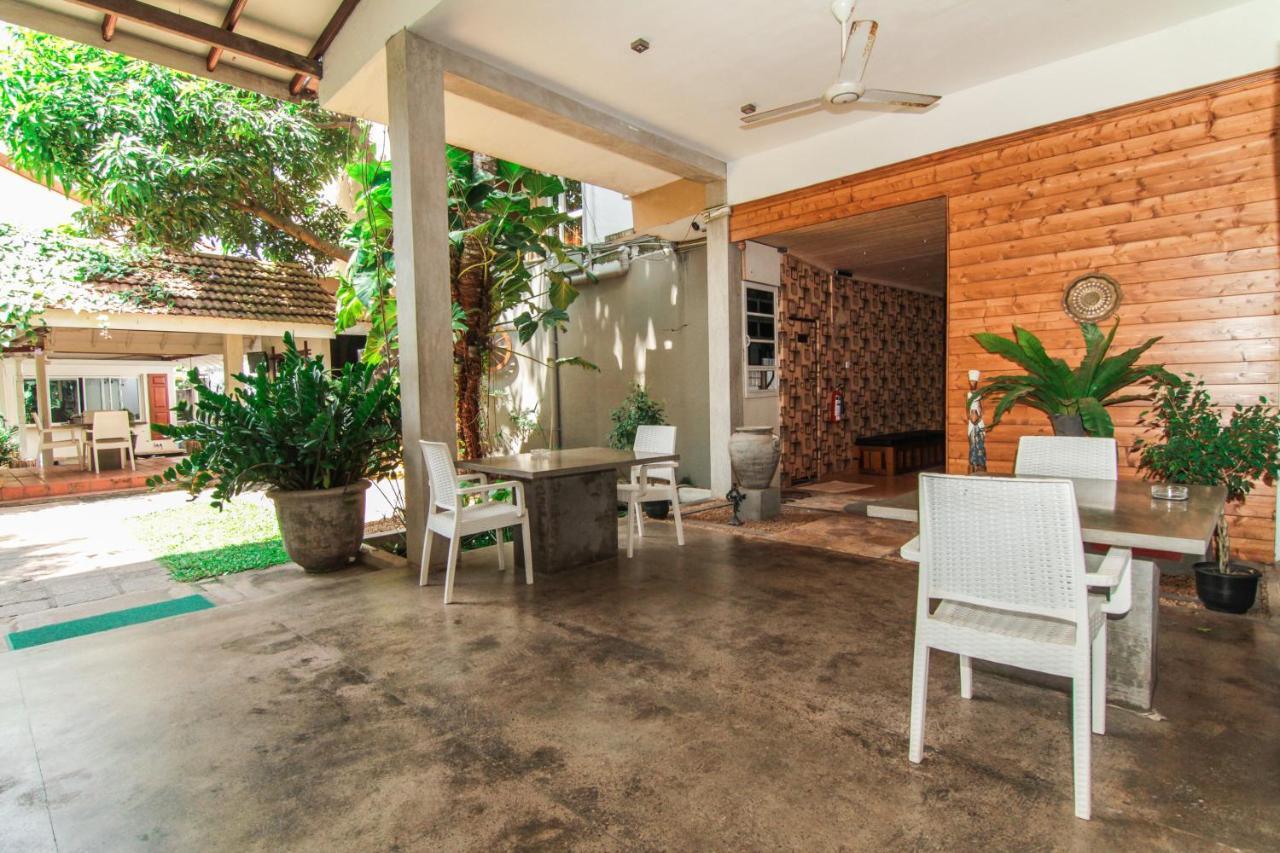 נגומבו Gomez Place מראה חיצוני תמונה