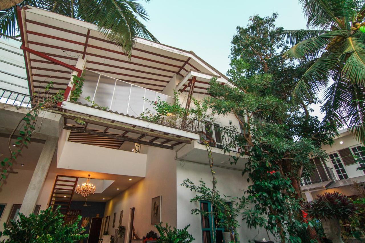 נגומבו Gomez Place מראה חיצוני תמונה