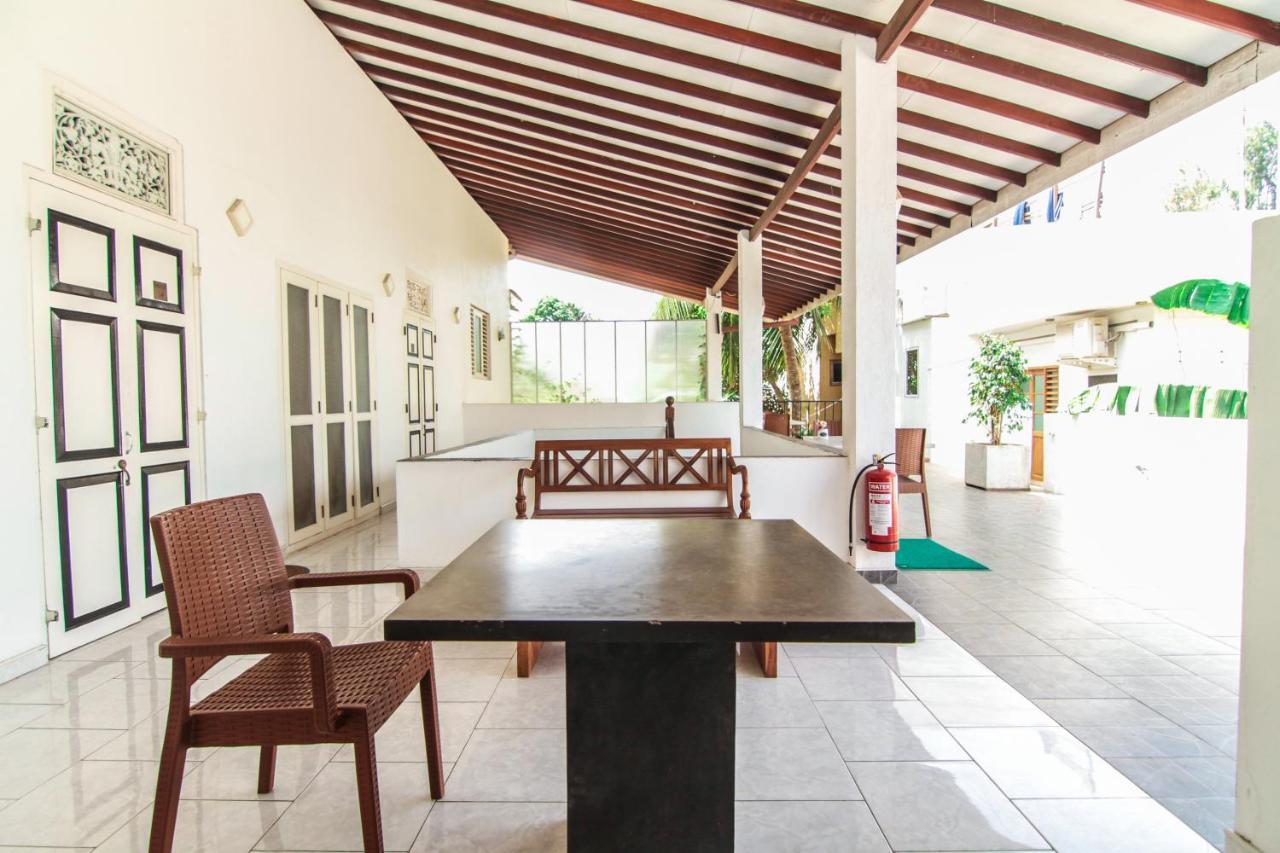 נגומבו Gomez Place מראה חיצוני תמונה